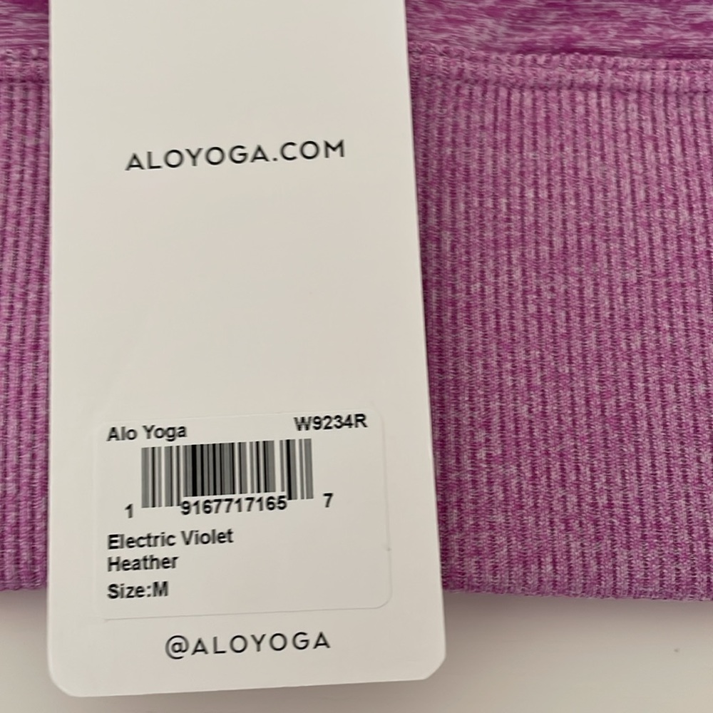 NWT ALO YOGA ELECTRIC VIOLET BRA ALOSOFT LAVISH BRA SIZE MEDIUM   * FIRM PRICE * - Picture 6 of 6